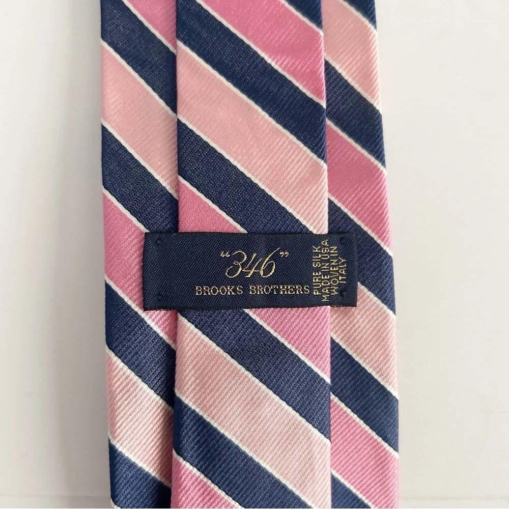 Brooks Brothers Pink and Blue Diagonal Silk Striped Tie